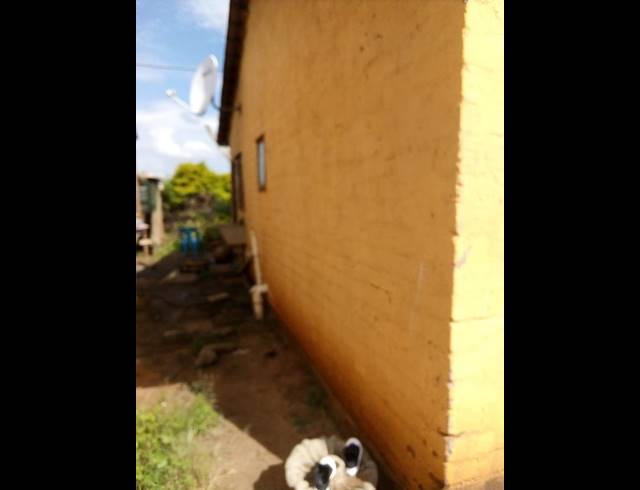 2 BEDROOM HOUSE FOR SALE IN SOSHANGUVE XX